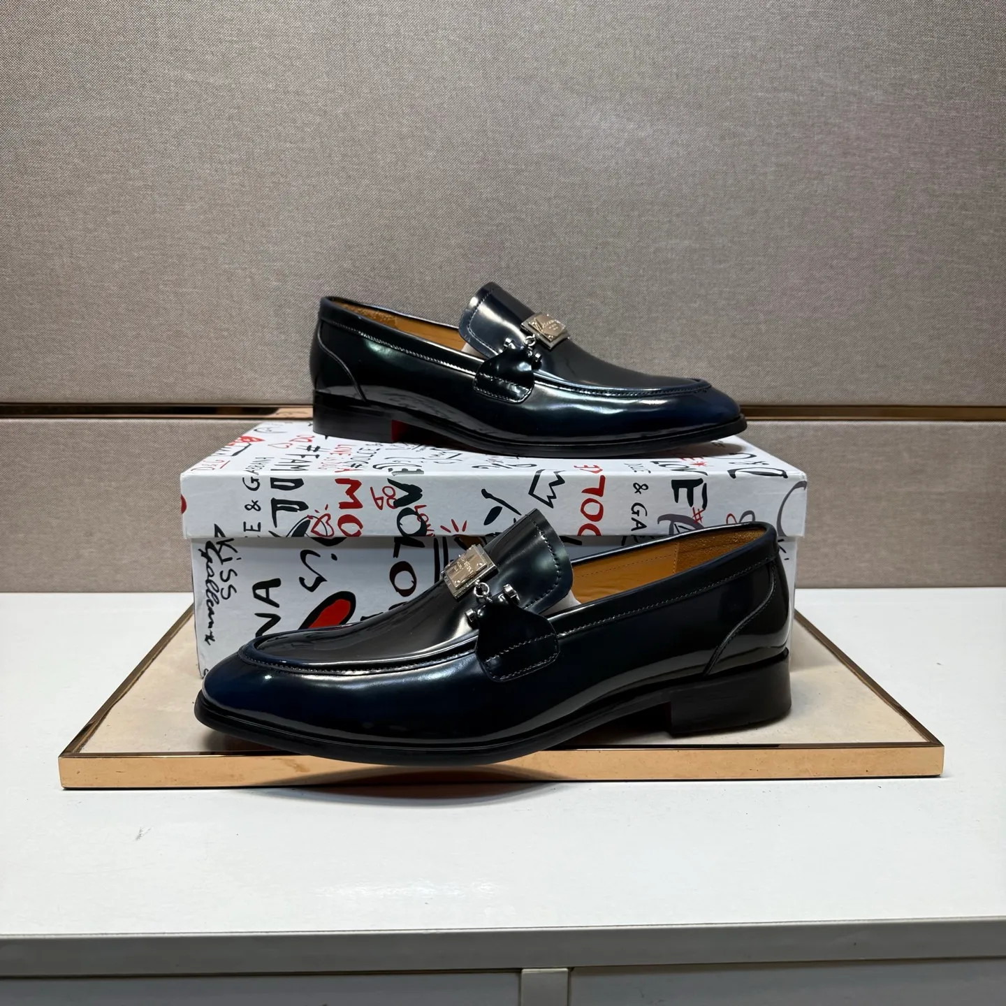 Men's men's shoes 💰pp520【DG～】Men's casual formal leather shoes 2025z cabinet sales simultaneously 🔶Size: 38-44#️⃣ 🔷3 colors🔜The upper is made of cowhide stitching ➕Cowhide lining, comfortable and breathable, sole: original comfortable, wear-resistant and non-slip outsole, ⚠️real thing📱photographed🎬real thing is better📢📢📢